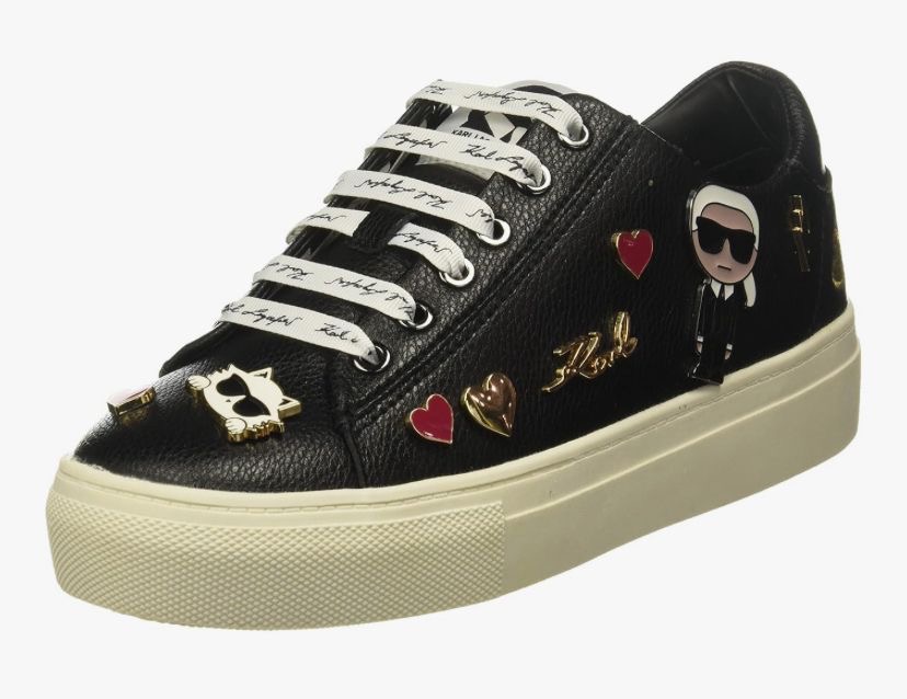 Karl Lagerfeld cate pins color negro con corazones